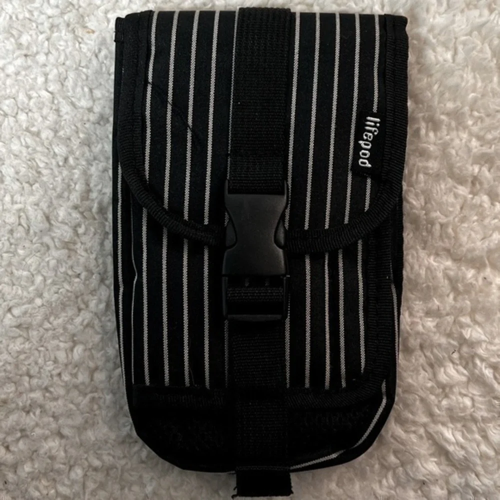 Lifepod Mobile Phone Storage Case (NWOT)
